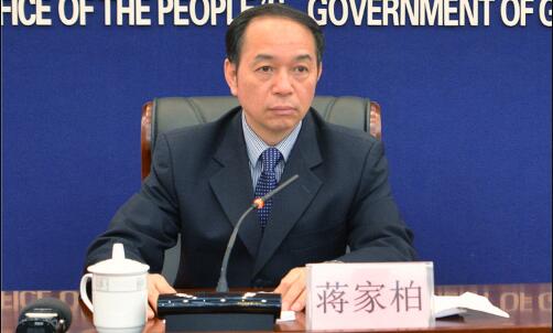 蔣家柏簡歷：廣西自治區(qū)人大法制委員會主任委員蔣家柏，曾任廣西自治區(qū)政府秘書長、水庫移民局局長、扶貧辦主任