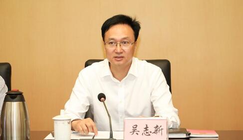 吳志新簡歷：欽州市人大副主任吳志新，曾任欽州市政府、市人大秘書長