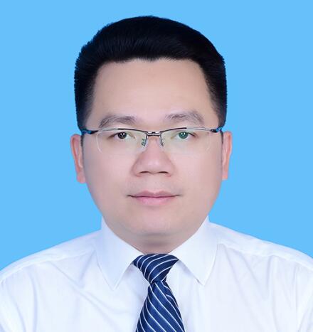 蒙啟鵬簡歷：百色市委副書記蒙啟鵬，曾任廣西團委書記、柳州市副市長、欽州副市長