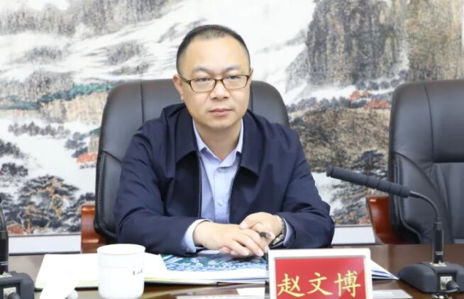 趙文博簡歷：欽州市靈山縣委書記趙文博，曾任欽州濱海新城投資集團董事長、靈山縣長